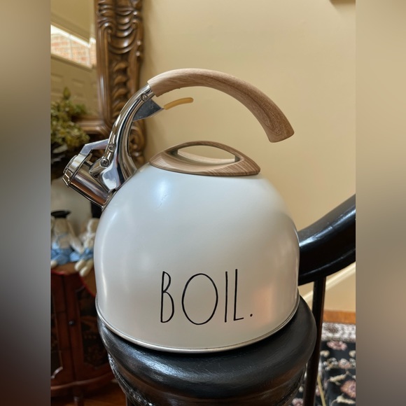 Rae Dunn Dining Rae Dunn Boil Hot Water Tea Kettle 25 Quart 8